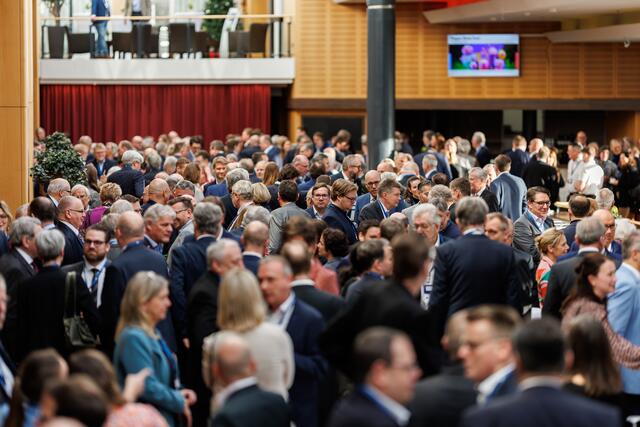 Volles Haus: 900 Gäste konnte die IHK Elbe-Weser im Stadeum begrüßen | Foto: IHK Elbe-Weser / Jörg Struwe