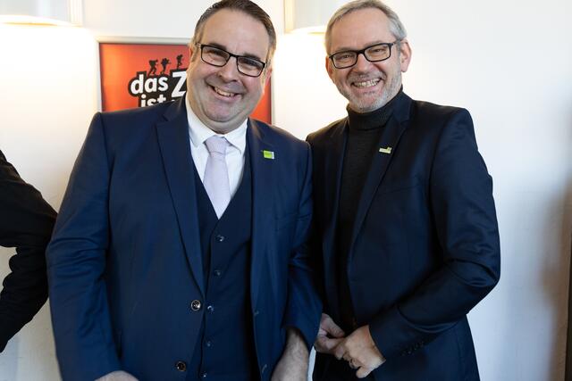 Jan Bauer (CDU, li.) und Frank Piwecki (SPD, stellvertretender Bürgermeister) | Foto: Stadt Buchholz