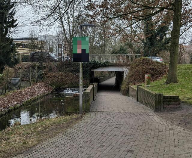 Der Tatort in Buxtehude: In der Unterführung wurde die Frau überfallen | Foto: Polizei
