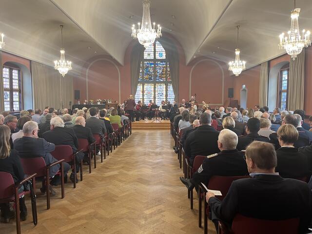 Volle Reihen beim Neujahrsempfang im Stader Rathaus. | Foto: Sandra Polenz