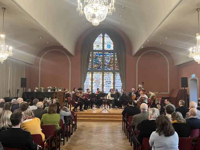 Salon 23 des Stader Kammerorchesters beim Neujahrsempfang. | Foto: Sandra Polenz