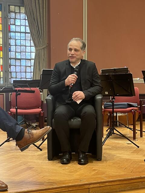 Held für viele bedürftige Kinder und Jugendliche, Amir Afscharrabbar. | Foto: Sandra Polenz