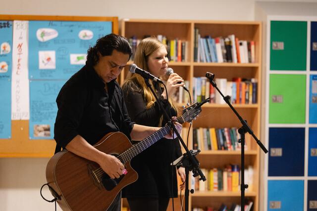 Für die musikalische Unterhaltung sorgten Laura Schule &amp; Nick | Foto: Christian Boldt