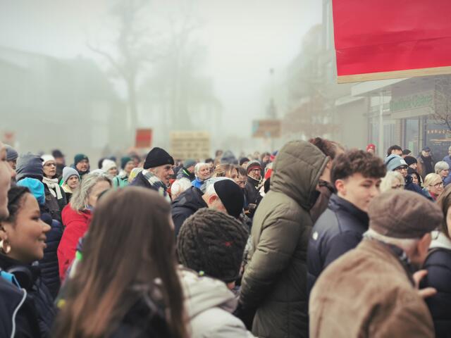 Bei der Demonstration in Buchholz  | Foto: Oskar Janßen