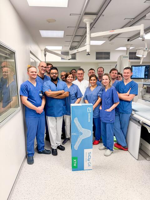 Das Ärzte- und Pflegeteam, das die ersten TriClip-Eingriffe am Elbe Klinikum Stade durchgeführt hat | Foto: Elbe Kliniken