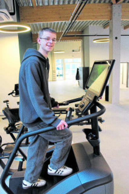 TuS-FSJler Erik Schäfer auf dem Stairmaster | Foto: sb