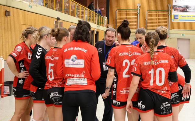 Teambesprechung mit Trainer Karsten Käding | Foto: cc