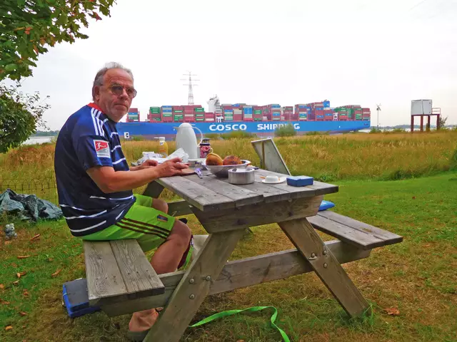 Dauercamper Andre Hellwig genießt das Inselleben auf Lühesand | Foto: Andre Hellwig