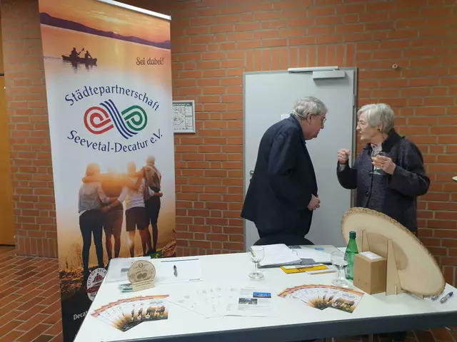 Auch über die Seevetaler Partnerschaft zur amerikanischen Stadt Decatur gabs Infos an einem Stand | Foto: mro