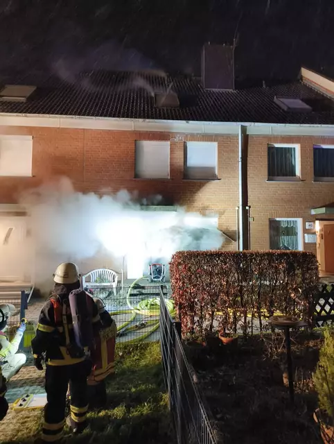 as Haus brannte vollständig aus und ist jetzt unbewohnbar | Foto: Polizei