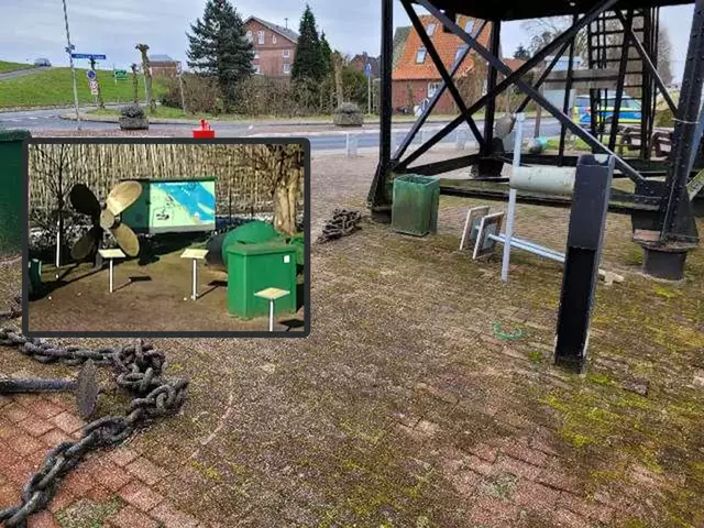 Von dieser Fläche vor dem Museum wurde die Schiffsschraube entwendet | Foto: Polizei