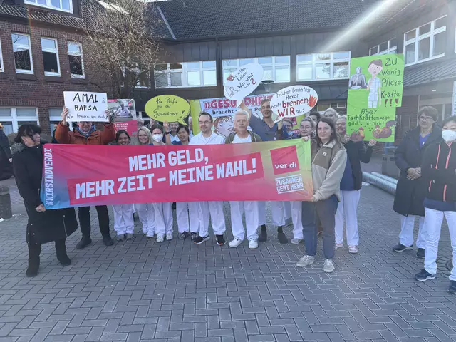 Mitarbeiter des Krankenhauses Buchholz während einer aktiven Mittagspause, um auf die gescheiterten Verhandlungen aufmerksam zu machen | Foto: ab