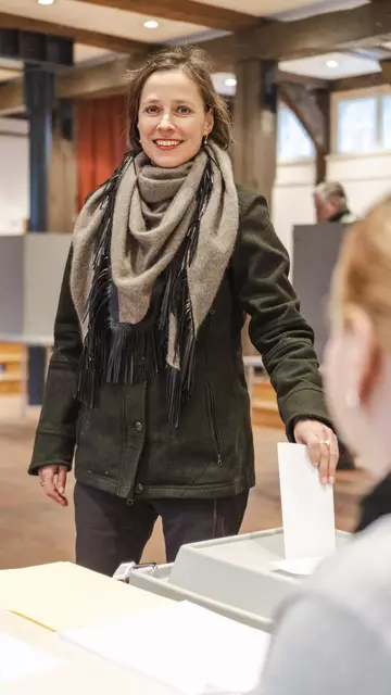 Frau Babendererde war gemeinsam mit Ihrem Ehemann um 10.30 Uhr in ihrem Wahllokal im Winsener Marstall und hat ihre Stimme abgegeben
 | Foto: Niklas Hintze