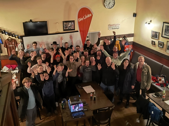 Auf der Wahlparty der Linken ist sehr gute Stimmung, teilte Stephan Ebel, Kreisverbandsvorsitzender, mit | Foto: Die LINKE