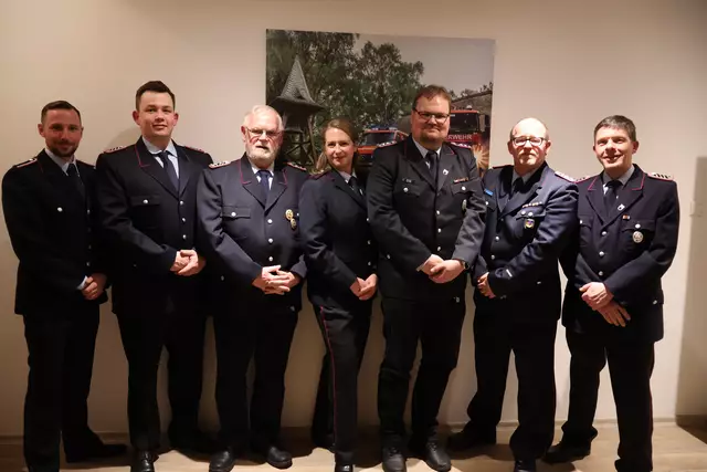 Die 29 aktiven Ottensener Kameradinnen und Kameraden sind im vergangenen Jahr zu 60 Einsätzen ausgerückt | Foto: Feuerwehr