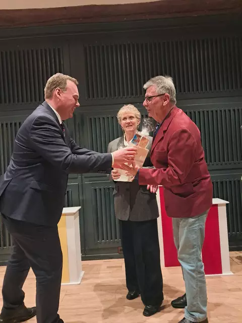 Das Ehepaar Selle hat großen sportlichen Einsatz gezeigt und erhielt nun eine Auszeichnung | Foto: Anika Werner