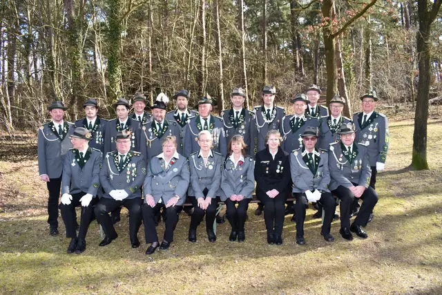 Der erweiterte Vorstand des Schützengemeinschaft | Foto: Dirk Duchow