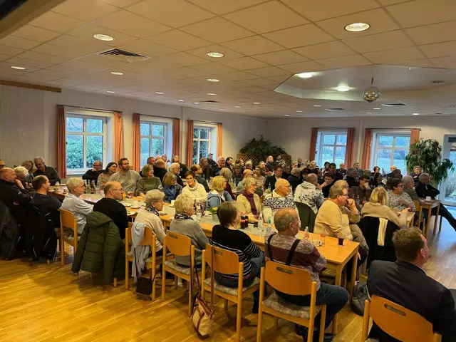 Volles Haus bei der Bürgerversammlung in Bahlburg | Foto: Stadt Winsen