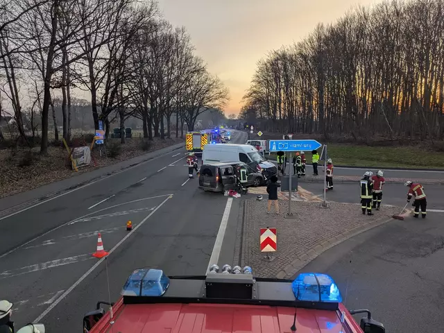 Die Autobahnauffahrt in Richtung Hamburg und die L215 mussten im Unfallbereich vorübergehend halbseitig gesperrt werden | Foto: Pressestelle Feuerwehr Samtgemeinde Hanstedt