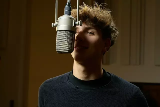 "How it ends" ein Song mit viel Gefühl - komponiert und geschrieben von dem 16-jährigen Schüler Lasse aus Buchholz | Foto: ZDF/Sven Oliver Puch