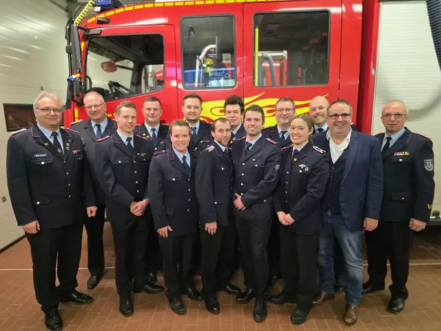 Die Kameradinnen und Kameraden der Ortswehr Dibbersen | Foto: Freiwillige Feuerwehr der Stadt Buchholz i. d. Nordheide