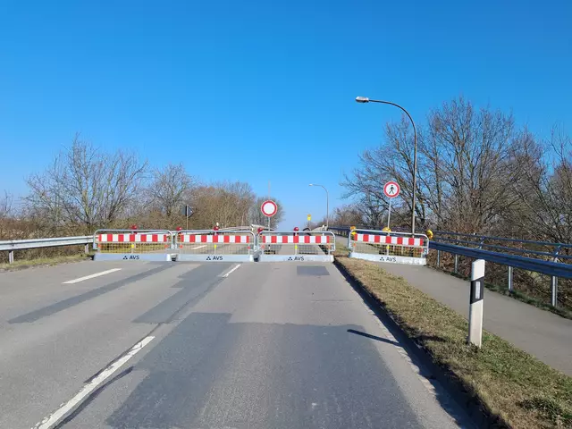 Unsichtbare Schäden sorgen für eine Vollsperrung der Brücke an der K 22 zwischen Stelle und Fliegenberg | Foto: Anika Werner