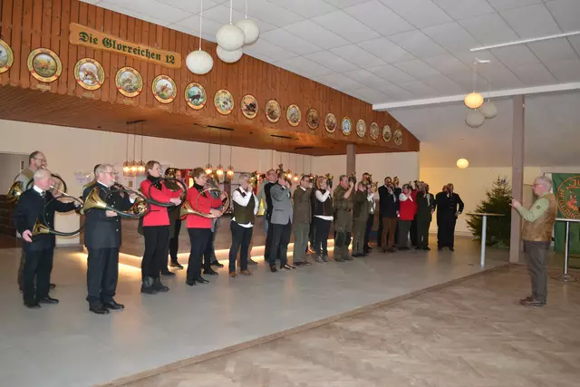 Die Jagdhornbläser unter der Leitung von Wolfgang Baumgärtner | Foto: bim