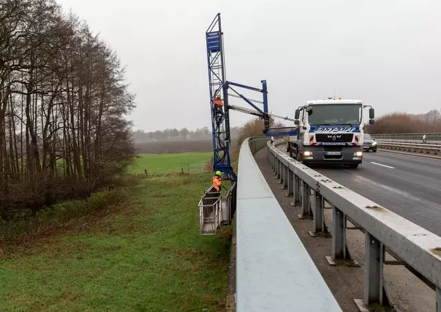 Brückenkontrolle an der K30 | Foto: Christian Schmidt