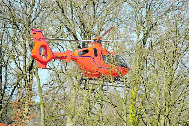 Aufgrund eines medizinischen Notfalls landete in Buchholz ein Rettungshubschrauber | Foto: bim