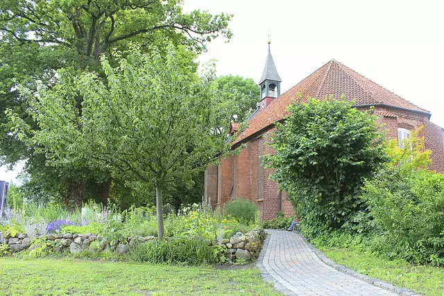 Die St. Marien Kirche in Himmelpforten ist auch ein regionaler Kulturtempel | Foto: sb