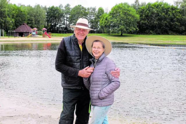 Klaus und Sylvia Kläre am Fredenbecker Badesee | Foto: sb