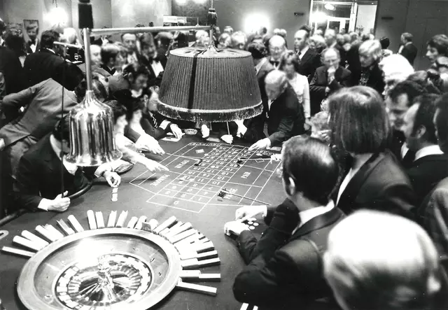 Viel Trubel am Eröffnungsabend des 27. März 1975 | Foto: Spielbank Seevetal