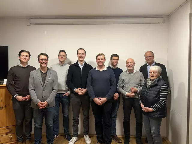 Jonas Matura (v. li.), Moritz Bleil, Robert Seibel, Niklas Sahr, Carsten Schröder, Tobias Heinbockel, Ingmar Schmidt, Martin Pries, Ursula Wietfeldt | Foto: FDP Buchholz