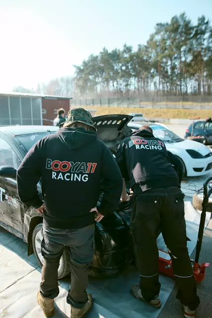 Kontrolle des Fahrzeugs | Foto: Ich&amp;Er
