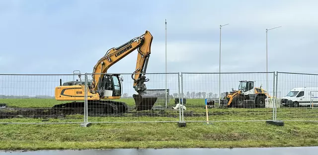 Im Winter 2023/24 fanden auf dem Surfpark-Gelände Baggerarbeiten statt  | Foto: jd