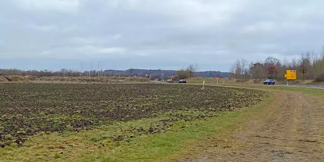 Die gesamte Fläche ist freigeräumt, der Bauzaun wurde abgebaut | Foto: Hohendorff