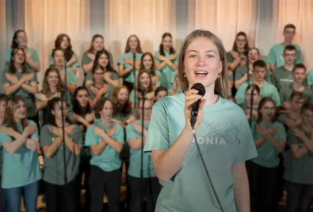 Der Chorgesang steht im Mittelpunkt der Adonia-Musicals | Foto: Simon Leimbeck