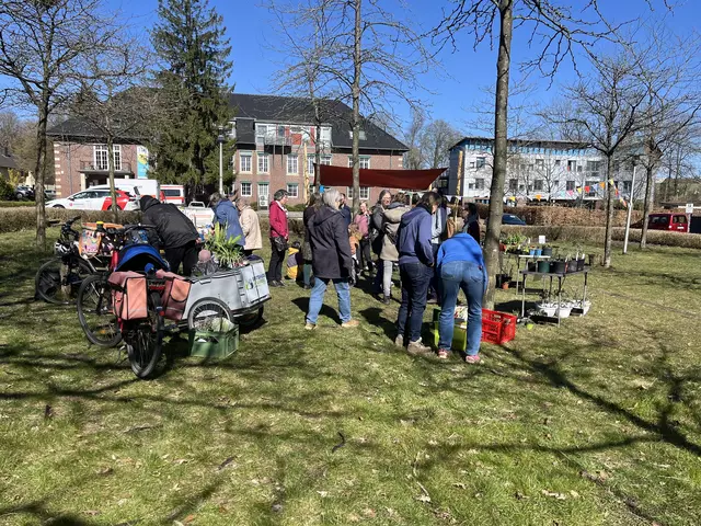 Reges Treiben bei der Pflanzentauschbörse | Foto: Sandra Polenz