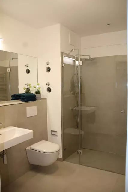 Die Badezimmer sind barrierefrei 