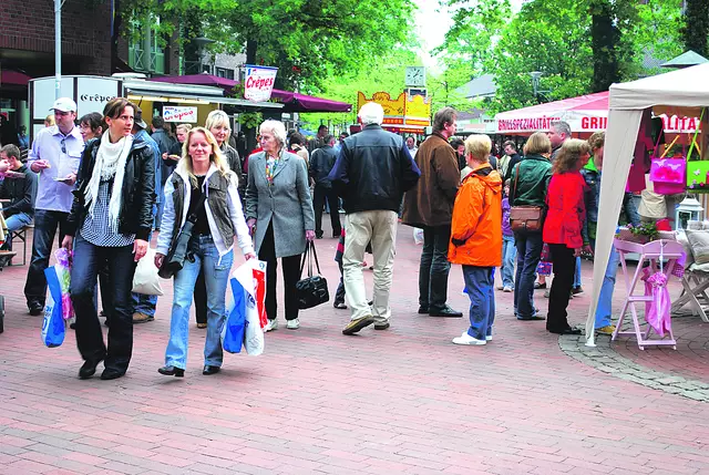 Ein Bild aus vergangenen Tagen: Die Innenstadt war mit Besuchern gut gefüllt | Foto: Axel-Holger Haase