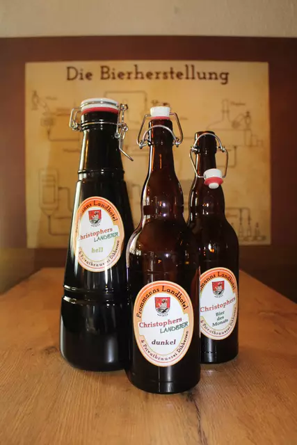 Das leckere "Christophers Landbier" kann man auch außer Haus genießen | Foto: pm