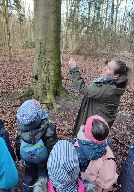 Drei Themenbereiche standen im Fokus der Wald-Aktionswoche: Tiere, Bäume und Menschen  | Foto: Landesforsten/Offermanns