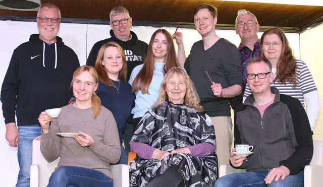 Die Akteure vom Theaterverein „Ebendörper Immenschworm“ freuen sich schon auf viele Besucher zu ihren Aufführungen | Foto: Astrid Sitarz