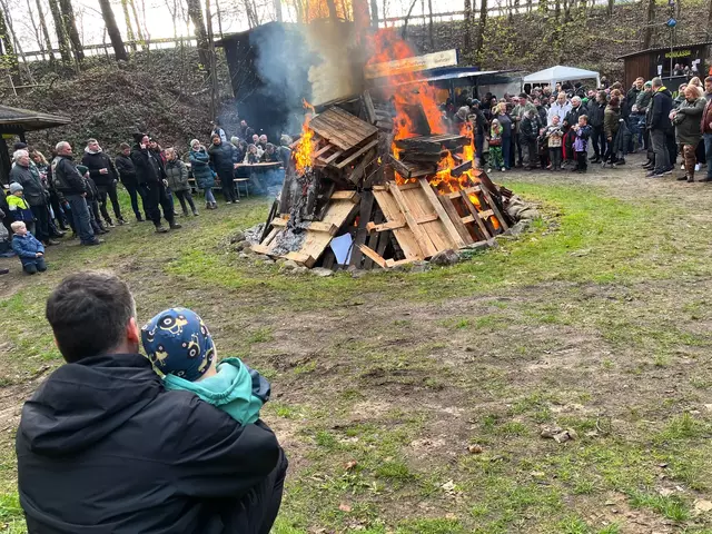 Das Osterfeuer der Satansadler für Klein und Groß | Foto: Sandra Polenz
