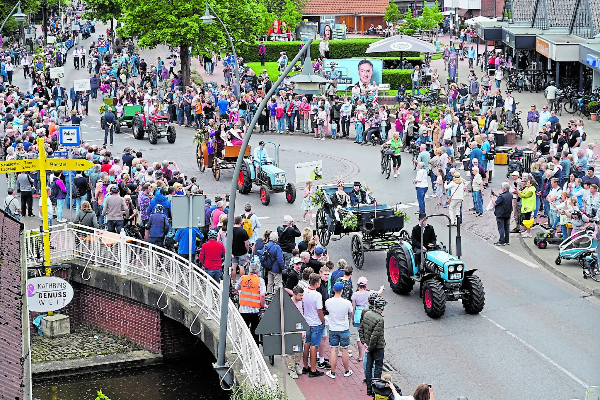 Tausende Besucher erwartet: Blütenfest in Jork - Jork