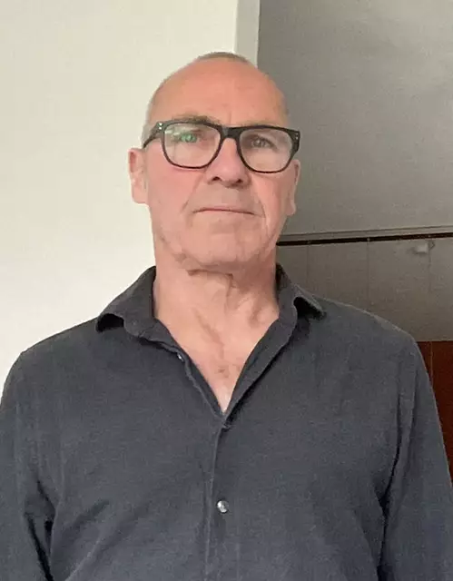 Bildhauer Ulf Petersen aus Eyendorf | Foto: Petersen