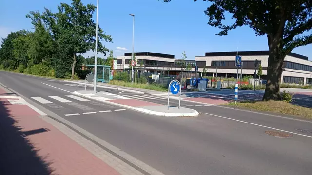 Der Zebrastreifen vor dem BCR: Hier ist es schon zu gefährlichen Situationen sowie einem Unfall gekommen | Foto: Merle Altmann