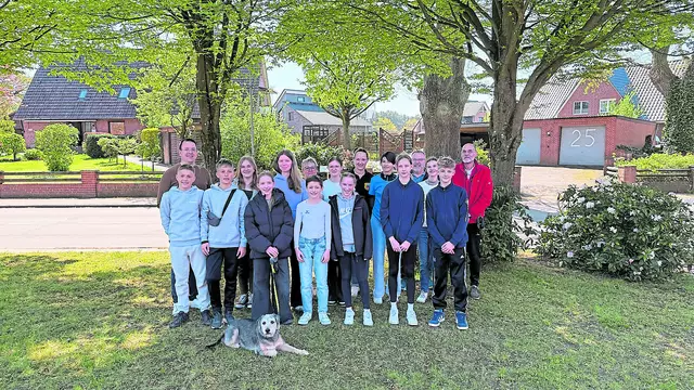 Die Teilnehmer des Wettbewerbes und die Trainer  freuten sich über die Ergebnisse
 | Foto: Schützenjugend Nordheide Elbmarsch 