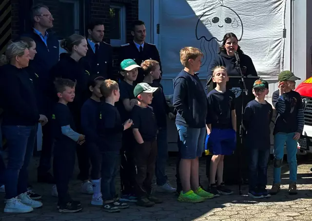 Auf der Gründungsfeier der Kinderfeuerwehr der FF Leversen-Sieversen | Foto: FF Leversen-Sieversen