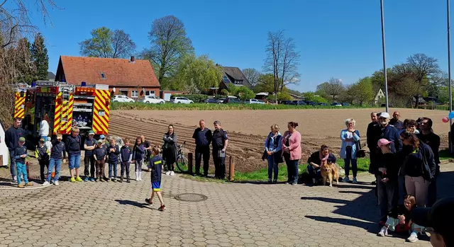 Auf der Gründungsfeier der Kinderfeuerwehr der FF Leversen-Sieversen | Foto: FF Leversen-Sieversen